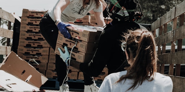 DB电竞品牌矩阵关于我们 - 了解我们的故事、官方团队、资质认证与联系方式